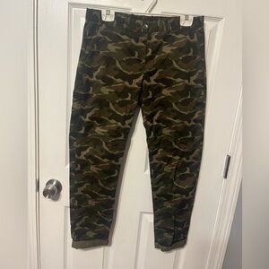 Camo crop pants by Gap